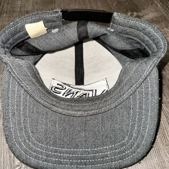 Vans hat - Picture 2 of 3